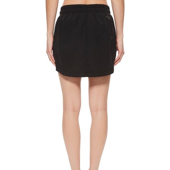 The North Face Class V Skort - Picture 4 of 16